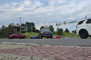 Traffic moves at the intersection of Wilkes-Barre Twp. Boulevard and Coal Street/Highland Park Boulevard on Saturday evening.
                                 Elizabeth Baumeister | Times Leader